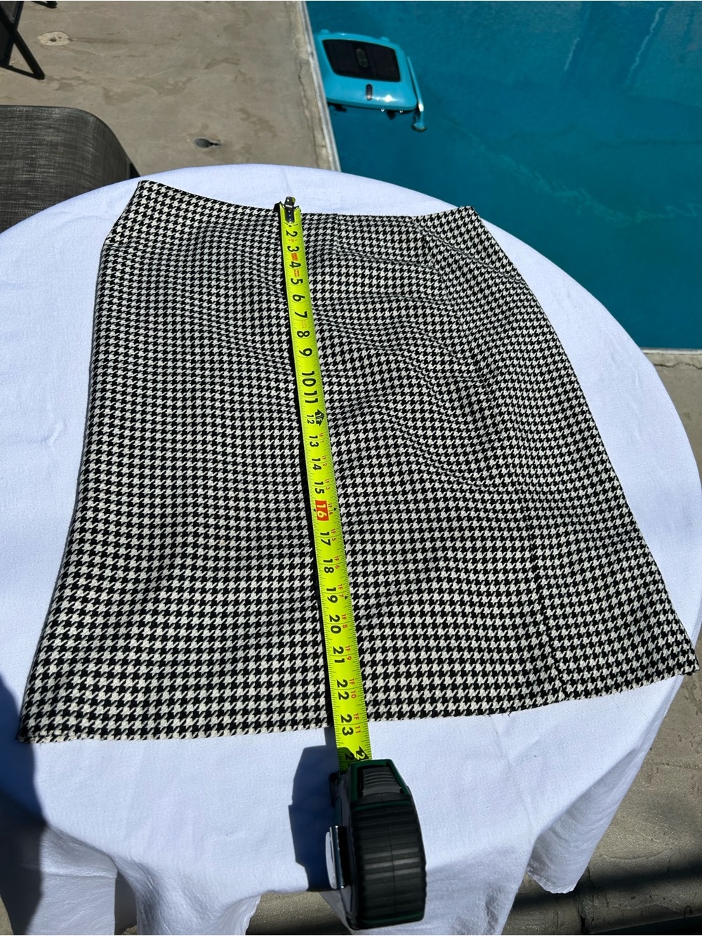 Houndstooth Pencil Skirt - Black & White